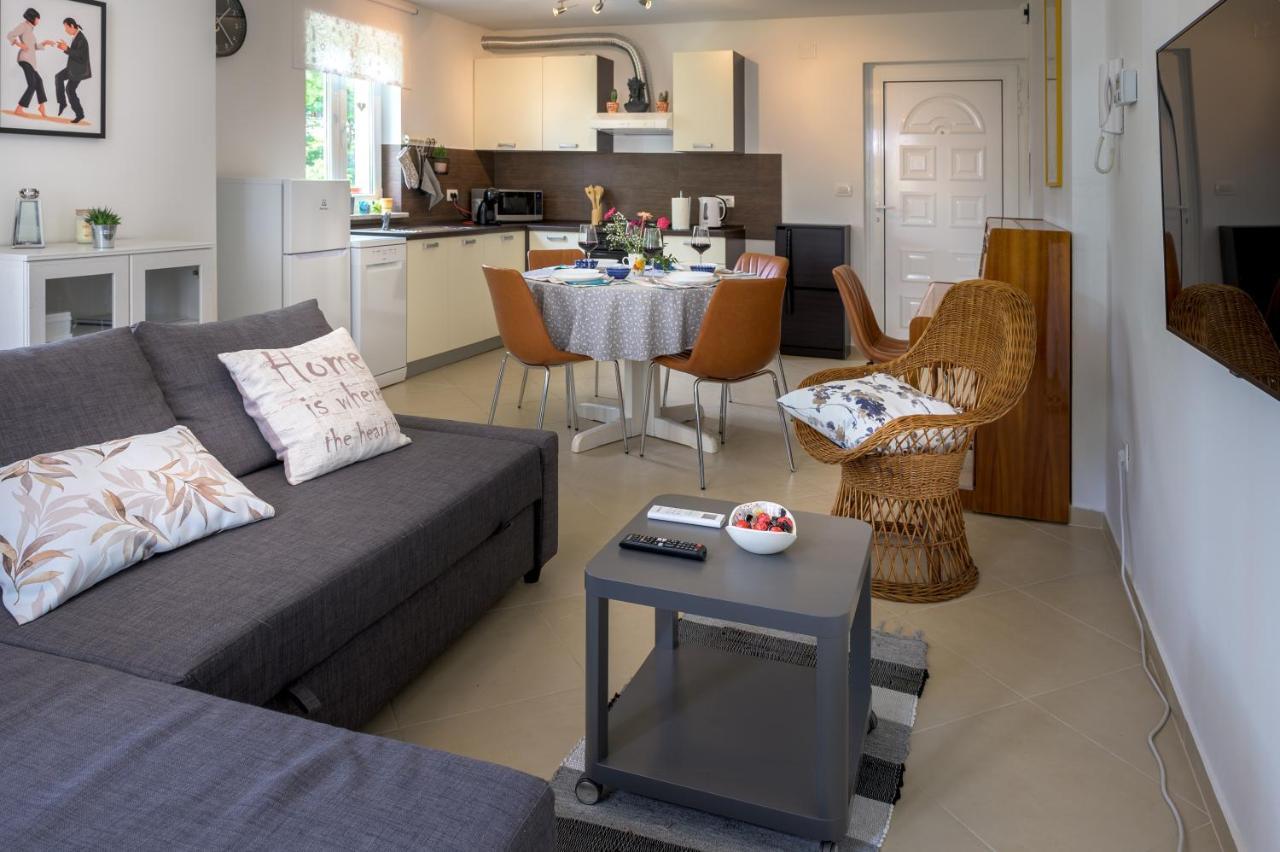 Apartamento Crni Macak Matulji Exterior foto